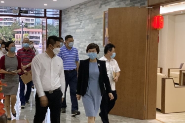 市委常委、市政府副市长谭萍一行莅临游船旅游中心调研座谈