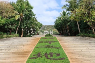 大小洞天，以为是三亚所有景区里的青铜，没想到竟然是王者