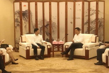 挂牌仅三天，省旅投公司党委书记、董事长陈铁军调研首站到访三亚旅文集团