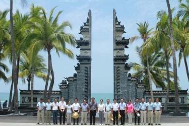 梅开志总经理调研走访集团各成员企业