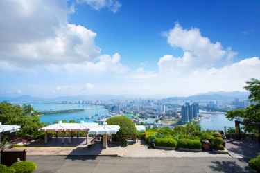 包洪文主持召开国资国企改革发展座谈会