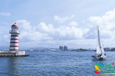 2020环海南岛帆船环保行三亚起航 将通过无动力环岛航行对海洋生态环境进行考察