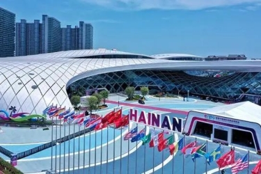 三亚旅文集团携产品亮相首届中国国际消费品博览会